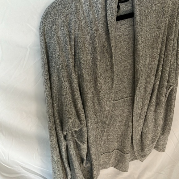 White House Black Market: Silver/Metallic Open Cardigan Sweater- L - Picture 13 of 16